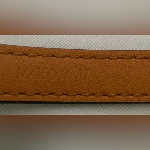 NIB Louis Vuitton Logomania Bracelet Size 17 - Picture 10 of 12